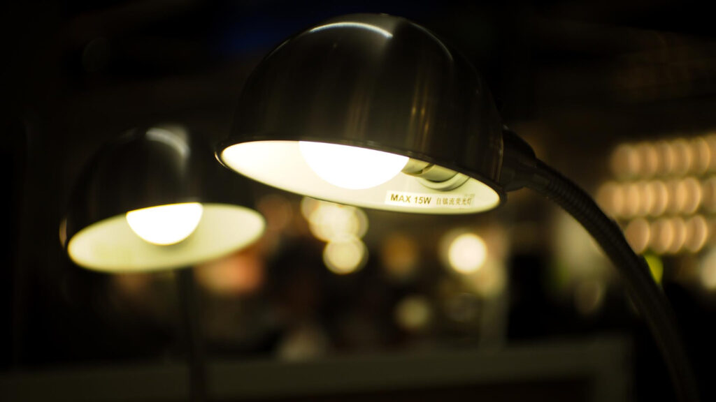 flickering lights